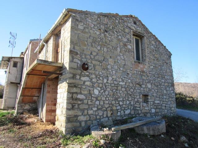 Image No.6-Maison de campagne de 1 chambre à vendre à Roccascalegna