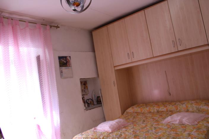 Image No.9-2 Bed Townhouse for sale