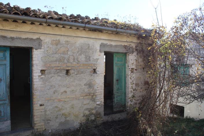 Image No.15-Maison de campagne de 4 chambres à vendre à Roccascalegna