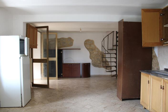 Image No.2-Maison de 4 chambres à vendre à Pennadomo