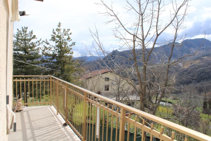 Image No.3-Maison de 4 chambres à vendre à Pennadomo