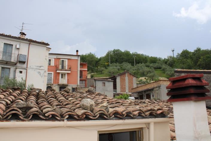 Image No.8-2 Bed Townhouse for sale