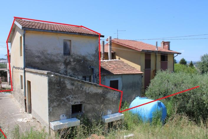 Image No.14-2 Bed Townhouse for sale