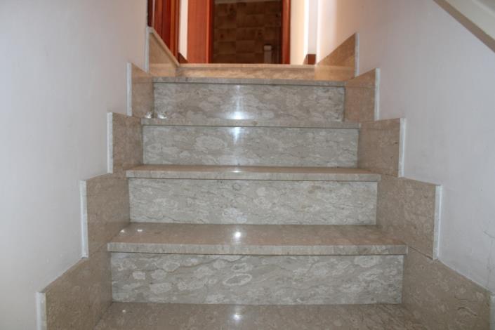 Image No.11-4 Bed Townhouse for sale