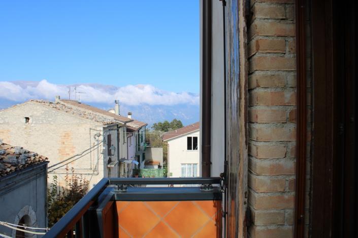 Image No.14-3 Bed Townhouse for sale