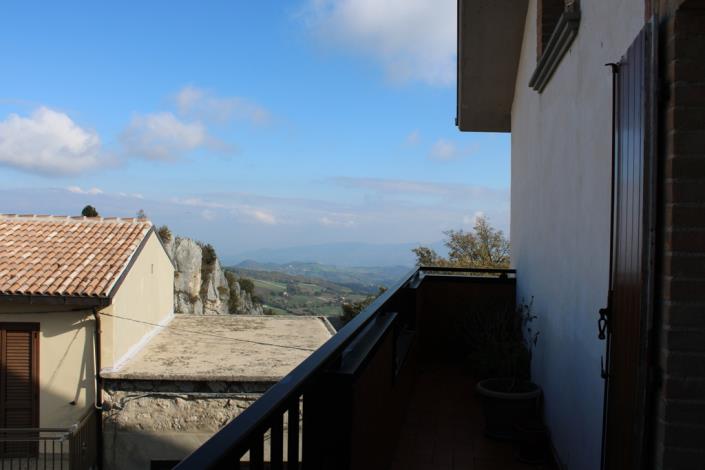 Image No.16-3 Bed Townhouse for sale