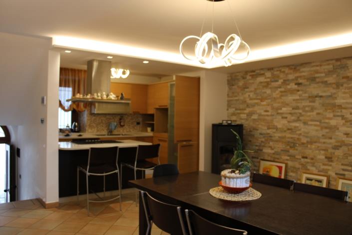 Image No.28-3 Bed Townhouse for sale