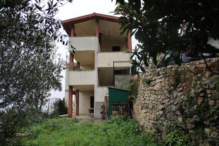 Image No.3-3 Bed Apartment for sale