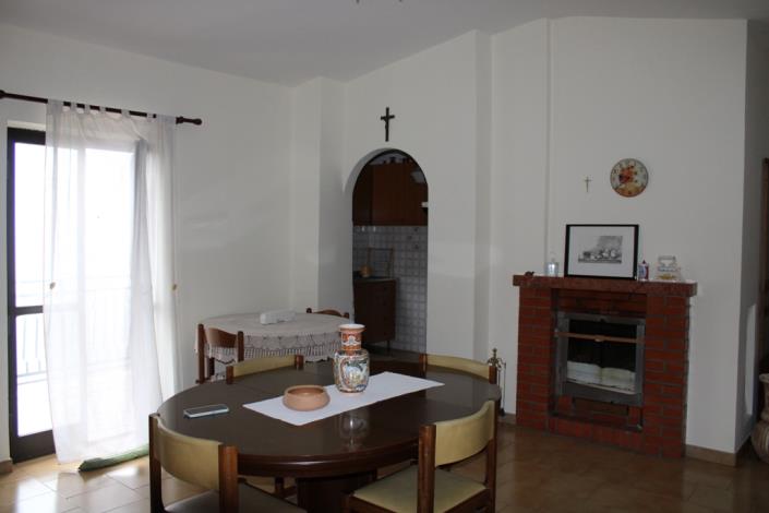 Image No.21-3 Bed Apartment for sale