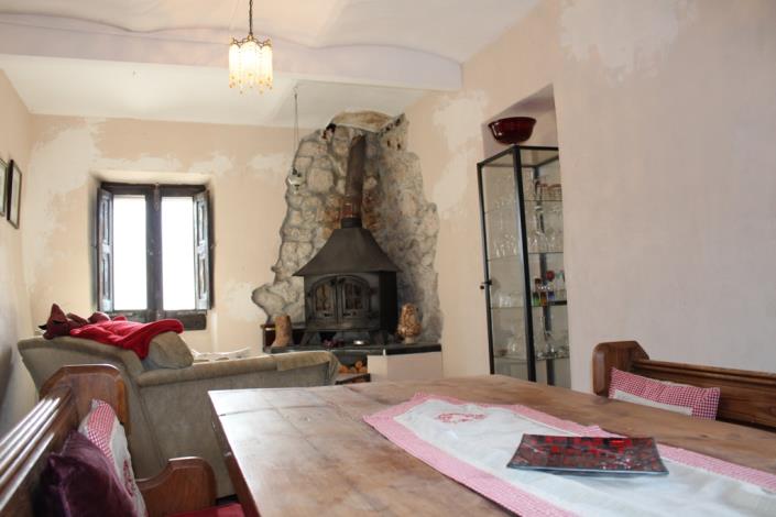 Image No.4-Maison de campagne de 4 chambres à vendre à Civitella Messer Raimondo