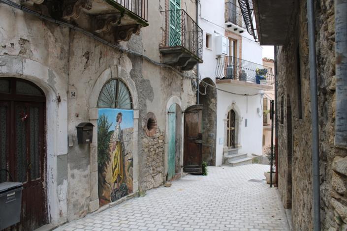 Image No.29-3 Bed Townhouse for sale