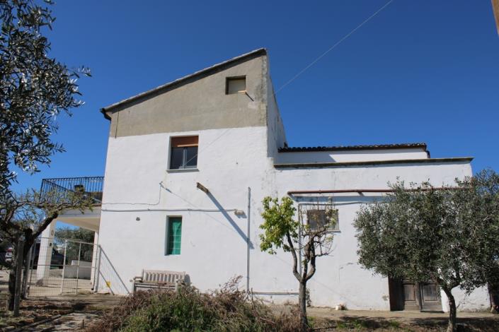 Image No.6-4 Bed Villa / Detached for sale