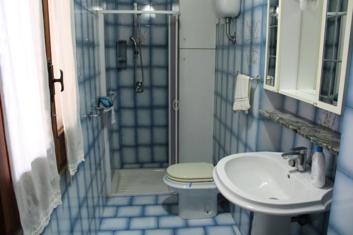 Image No.6-5 Bed Townhouse for sale