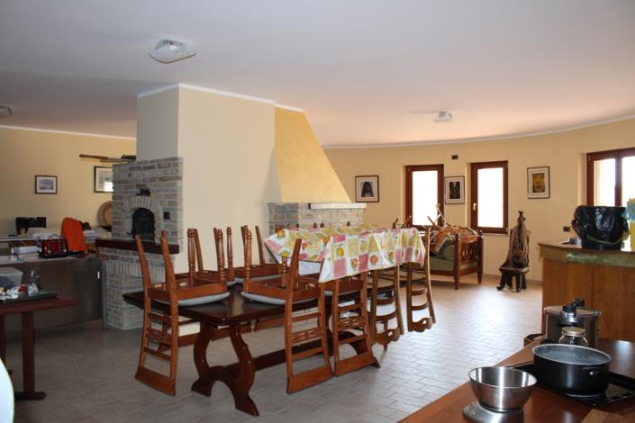 Image No.14-Maison / Villa de 6 chambres à vendre à Castél Frentano