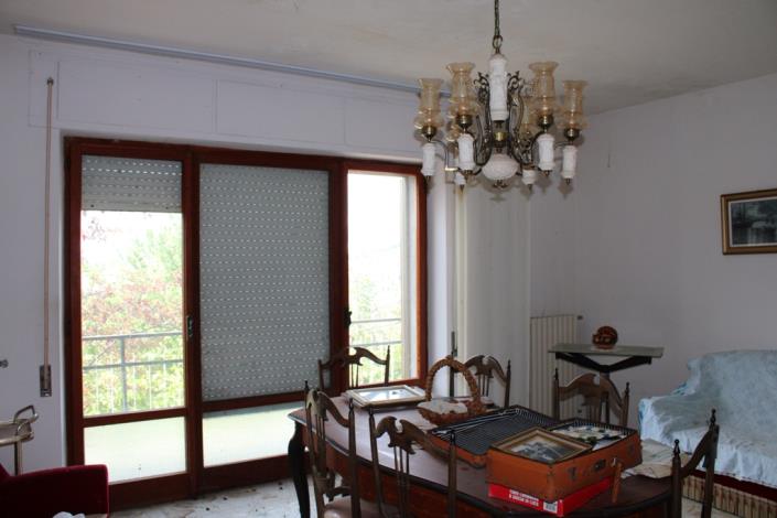 Image No.8-Maison de campagne de 6 chambres à vendre à Roccascalegna