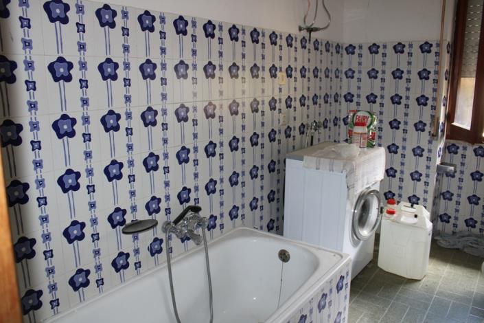 Image No.11-Maison de campagne de 6 chambres à vendre à Roccascalegna