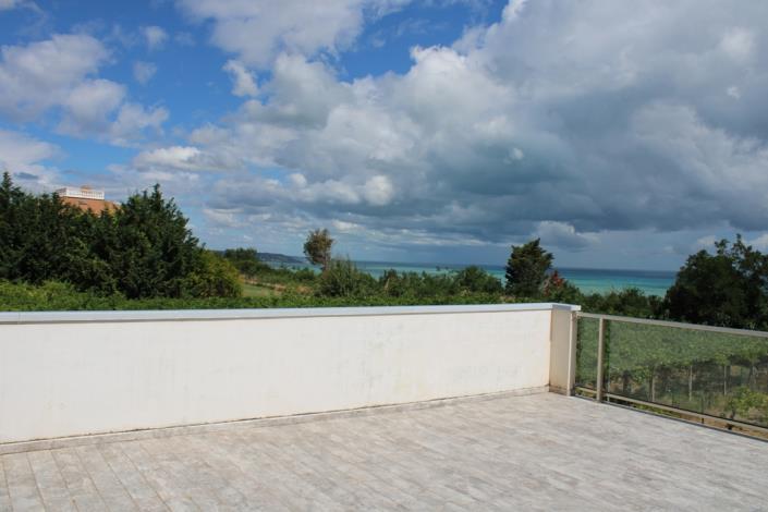 Image No.18-3 Bed Villa / Detached for sale