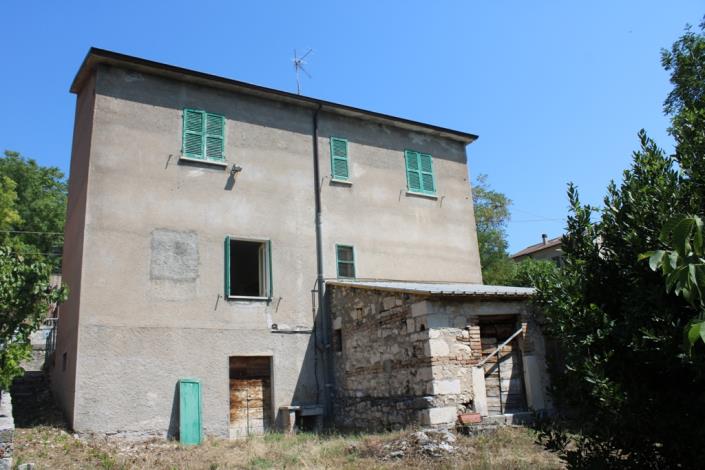 Image No.4-Maison de campagne de 4 chambres à vendre à Lettopalena