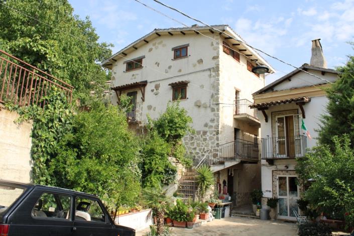 Image No.3-4 Bed Townhouse for sale