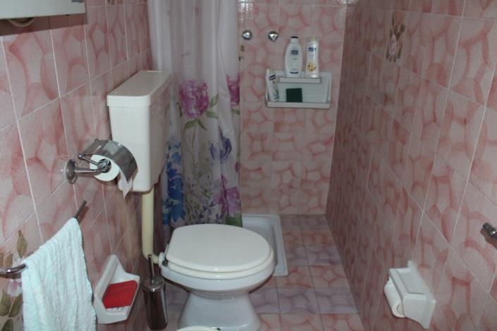 Image No.6-2 Bed Townhouse for sale