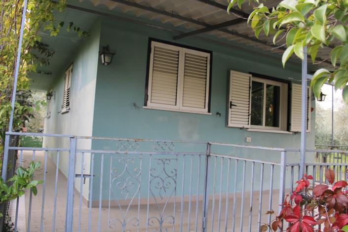 Image No.3-1 Bed Barn for sale