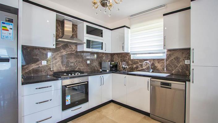 Image No.9-6 Bed Villa / Detached for sale