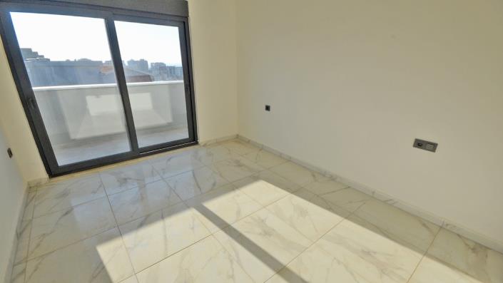 Image No.19-3 Bed Penthouse for sale