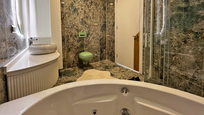 Image No.19-5 Bed Villa for sale