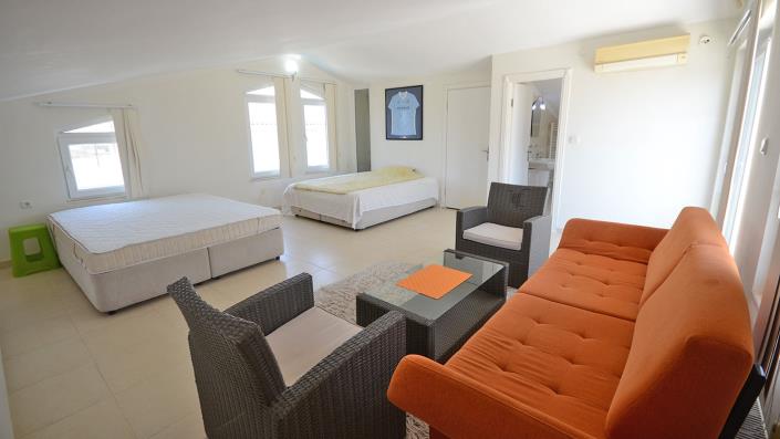 Image No.33-3 Bed Villa / Detached for sale