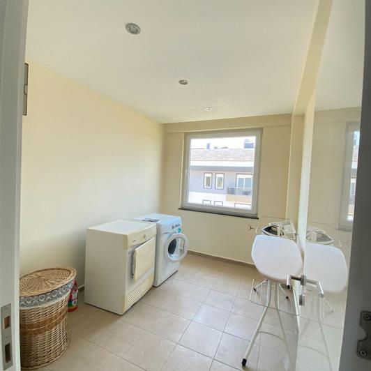 Image No.22-8 Bed Villa / Detached for sale