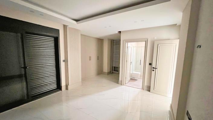 Image No.17-2 Bed Villa / Detached for sale