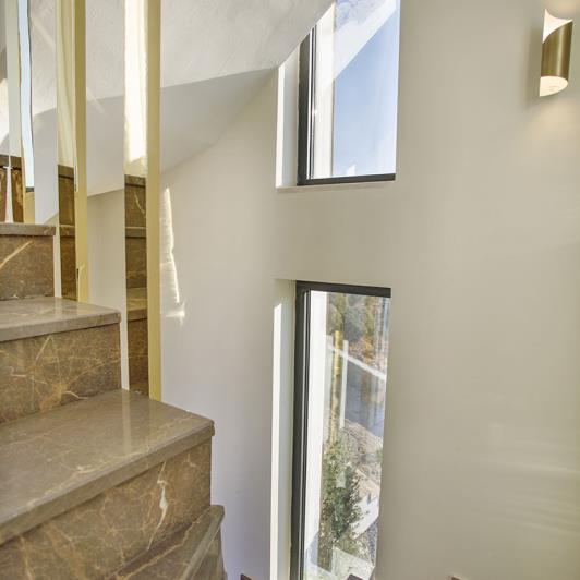 Image No.11-6 Bed Villa for sale