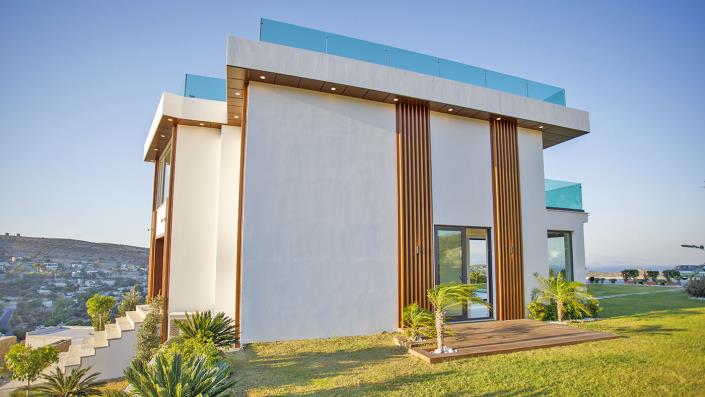 Image No.2-6 Bed Villa for sale