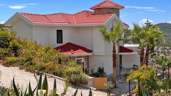 Image No.5-5 Bed Villa for sale