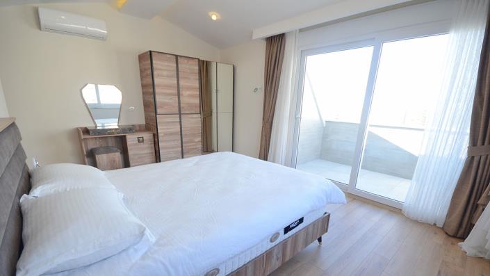 Image No.11-5 Bed Penthouse for sale