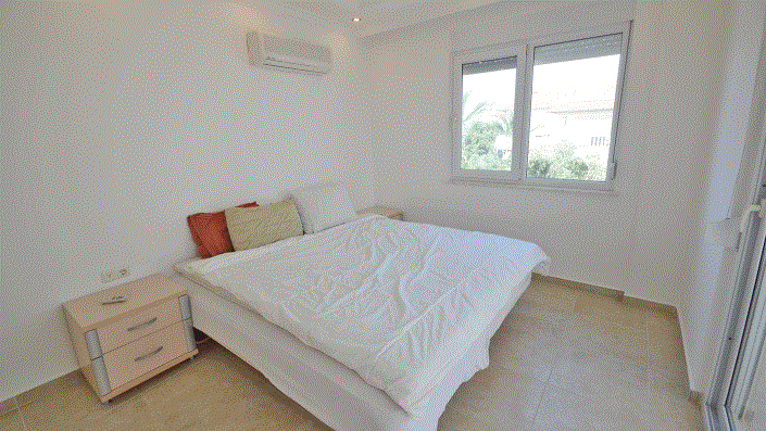 Image No.20-3 Bed Penthouse for sale