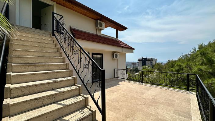 Image No.32-4 Bed Villa / Detached for sale