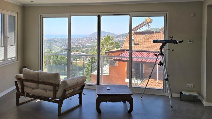 Image No.39-9 Bed Apartment for sale