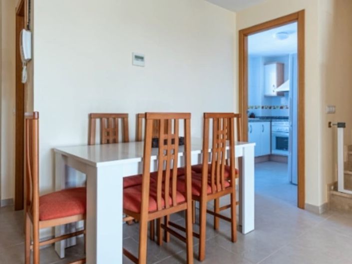 Image No.3-3 Bed Property for sale