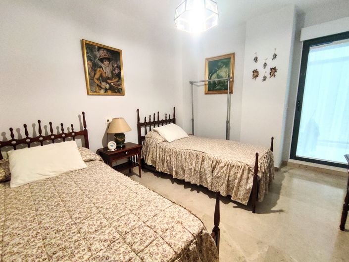 Image No.9-Propriété de 4 chambres à vendre à Oliva