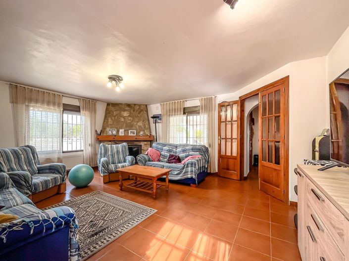 Image No.4-7 Bed Villa for sale