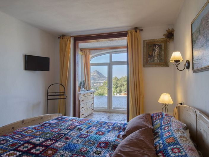 Image No.12-6 Bed Villa for sale