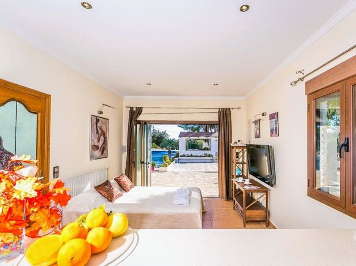 Image No.7-4 Bed Villa for sale