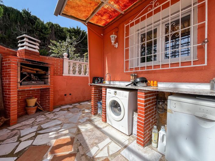 Image No.17-3 Bed Villa for sale