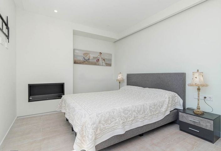 Image No.9-4 Bed Villa for sale