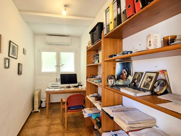 Image No.11-4 Bed Villa for sale