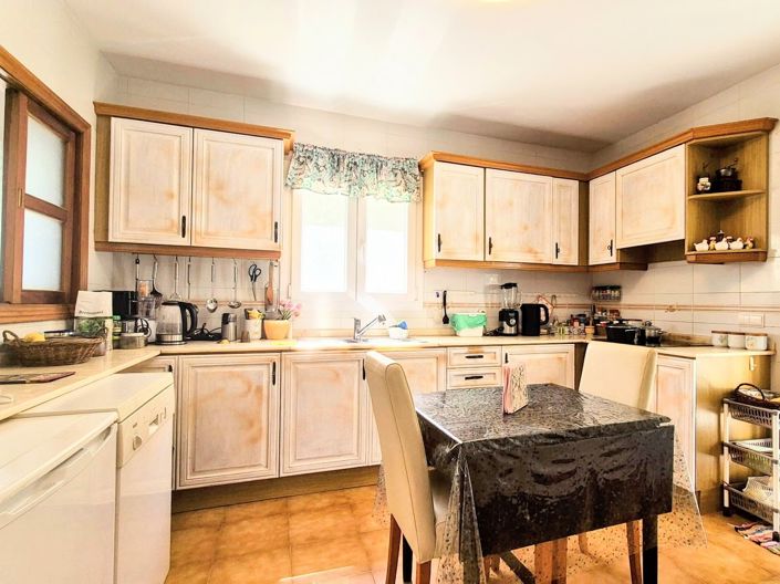 Image No.6-4 Bed Villa for sale