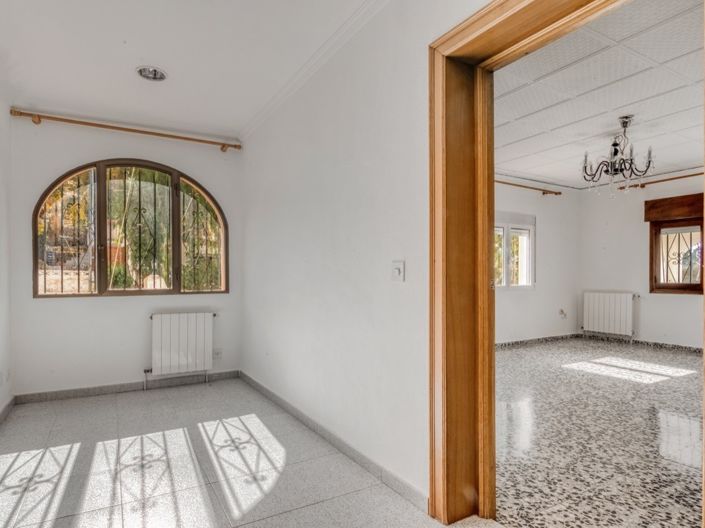 Image No.7-4 Bed Villa for sale