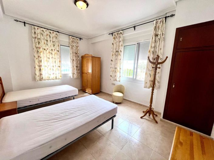 Image No.12-3 Bed Apartment for sale