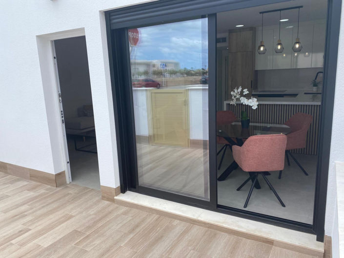 Image No.2-Appartement de 2 chambres à vendre à Pilar de la Horadada